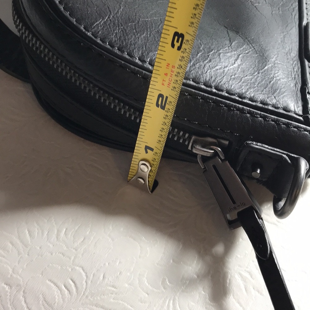 SHE + LO Black Leather Color Studded Small Purse Crossbody Purse Bag - Picture 10 of 10